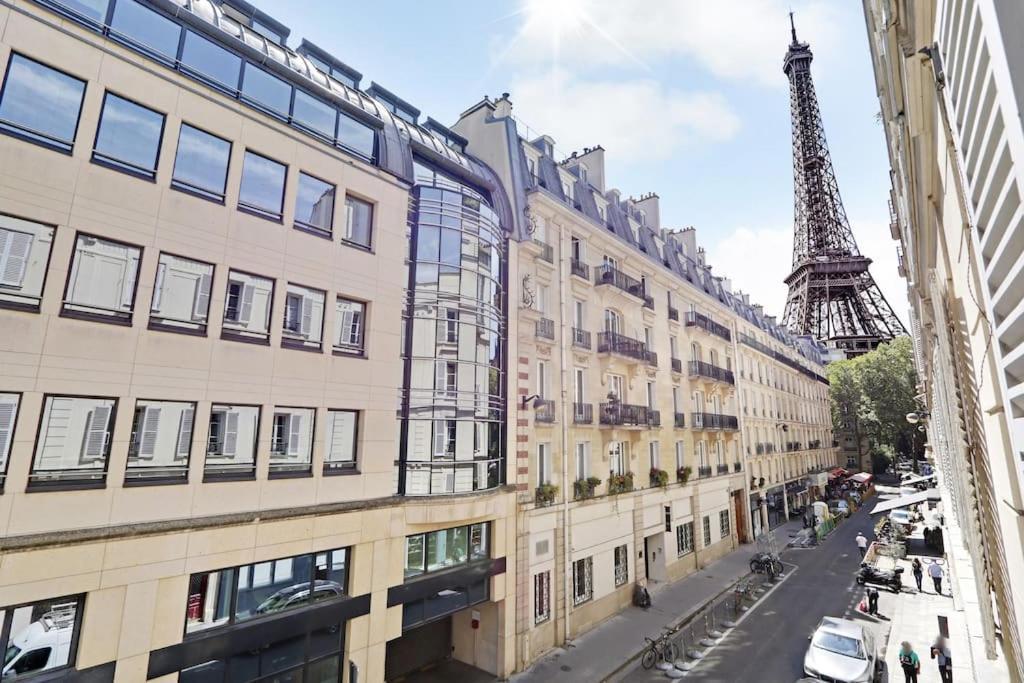 Apartament Sejour Au Pied De La Tour Eiffel Paryż Zewnętrze zdjęcie